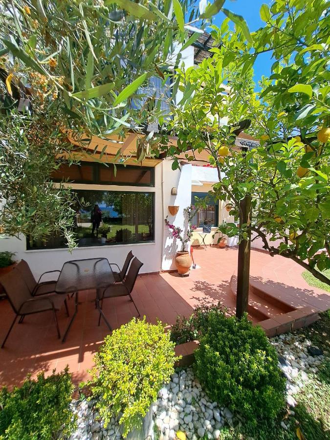 La Casa Sul Mare Villa Palaiontsiflikion Luaran gambar